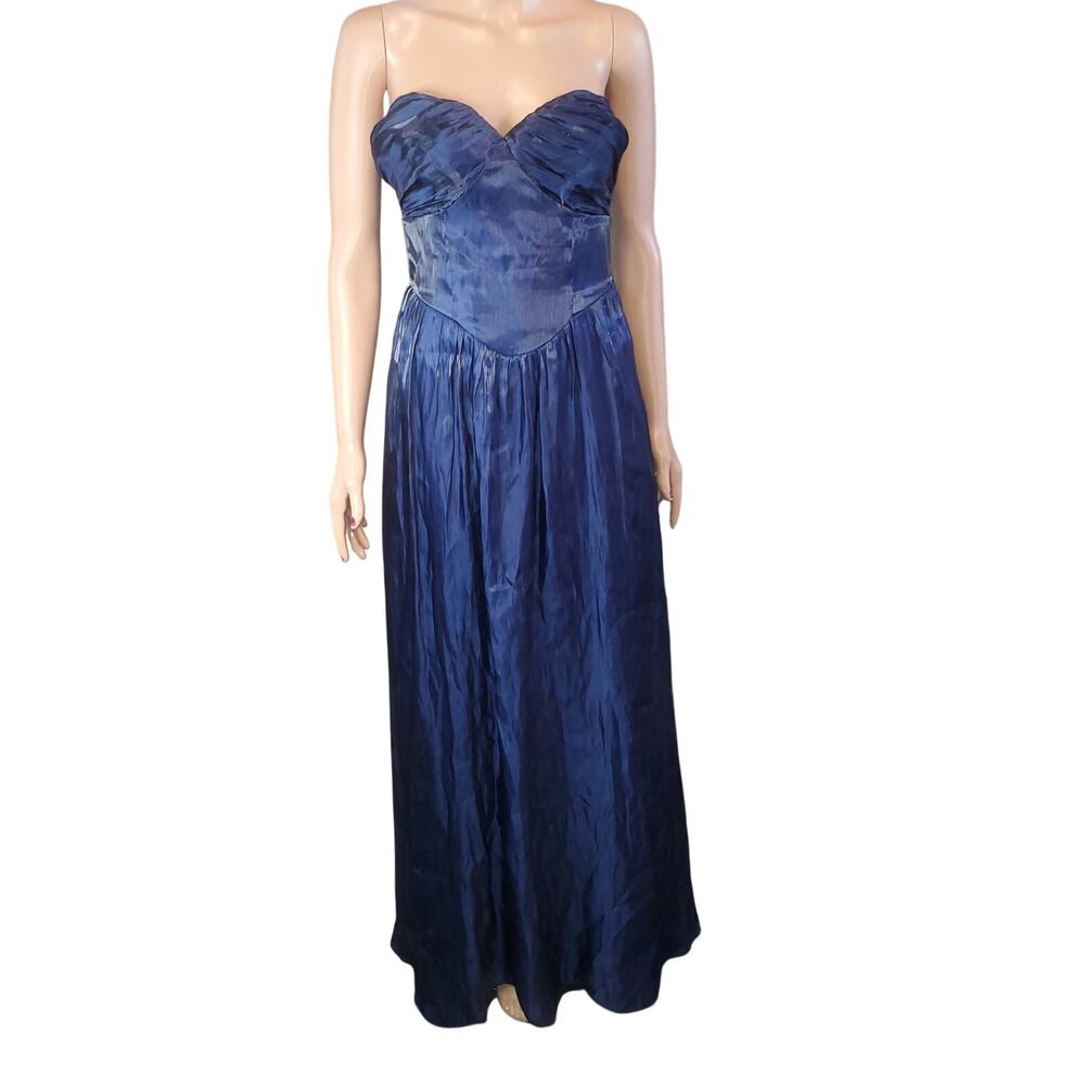 Lulus Kylin Navy Satin Basque Waist Strapless Formal S Gown HOCO Party Prom NWT